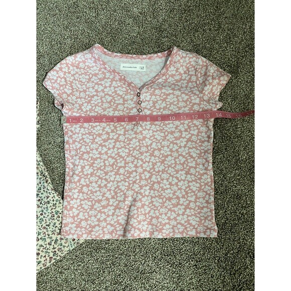 Abercrombie Kids Floral & Pink Waffle Knit Tops Bundle (Size 9/10) - Picture 6 of 12